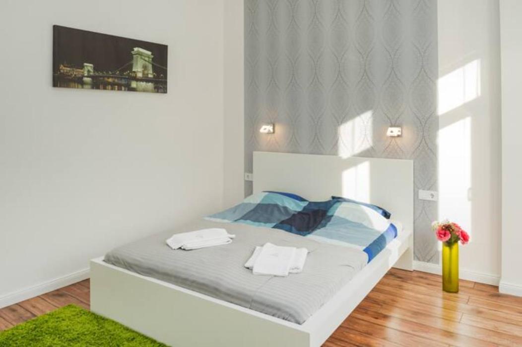 Hi-Bp Design Home Apartments In The Heart Of Budapest Exterior photo